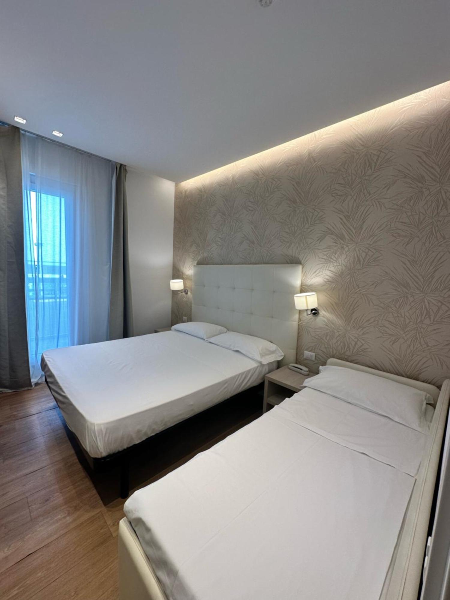 Hb Hotels Orchidea Blu Rimini Esterno foto